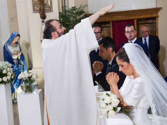 Il matrimonio di Simone e Giulia a Porto San Giorgio, Fermo 21