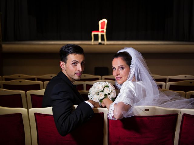 Il matrimonio di Simone e Giulia a Porto San Giorgio, Fermo 30