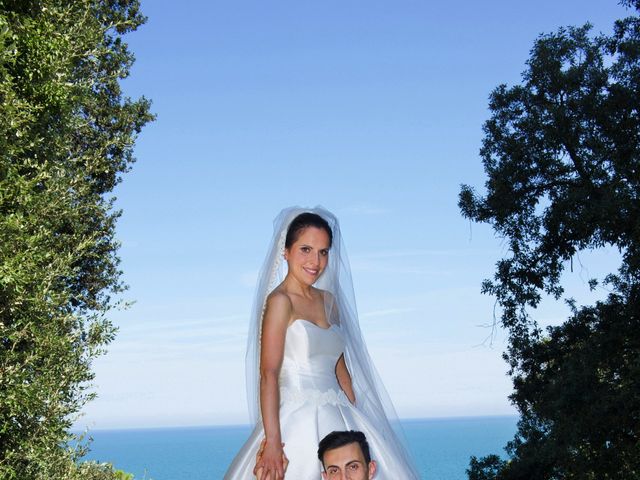 Il matrimonio di Simone e Giulia a Porto San Giorgio, Fermo 36