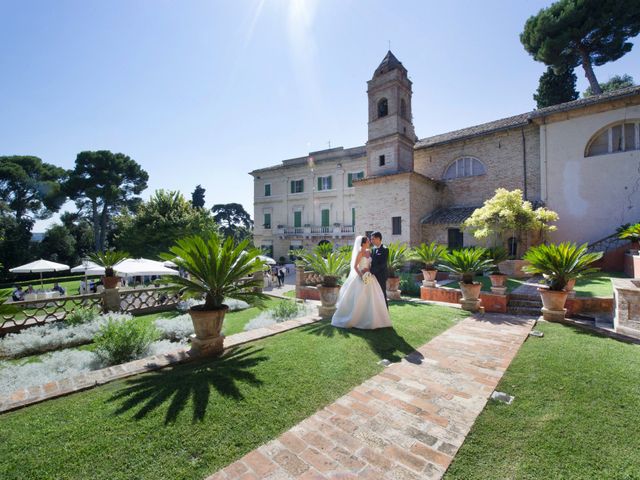 Il matrimonio di Simone e Giulia a Porto San Giorgio, Fermo 44