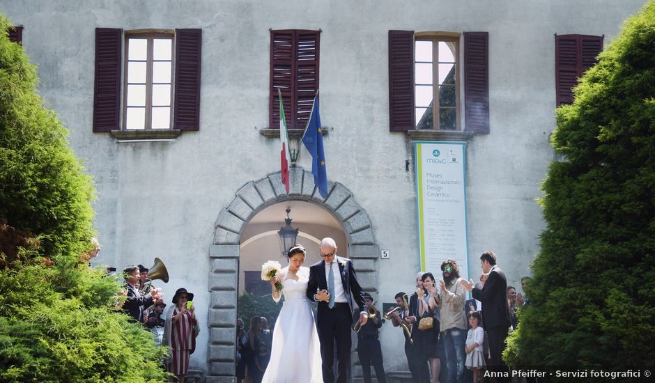 Il matrimonio di Wenting e Lorenzo a Laveno-Mombello, Varese