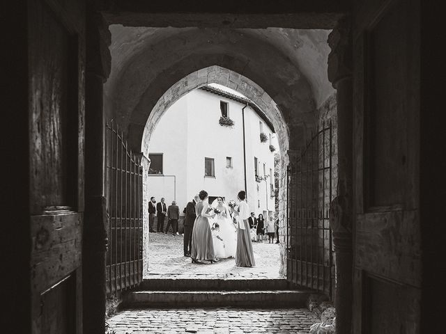 Il matrimonio di Cristina e Daniele a Tolentino, Macerata 13