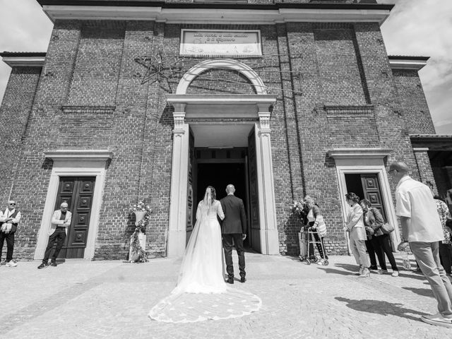 Il matrimonio di Alex e Greta a Pessano con Bornago, Milano 23