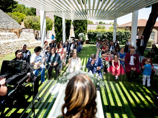 Il matrimonio di Angela e Michelangelo a Bisceglie, Bari 21