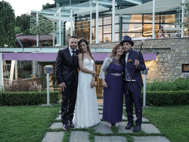 Il matrimonio di Mirko  e Erica  a Caprino Bergamasco, Bergamo 26