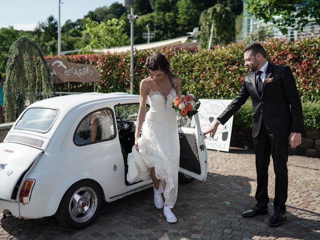Il matrimonio di Mirko  e Erica  a Caprino Bergamasco, Bergamo 40