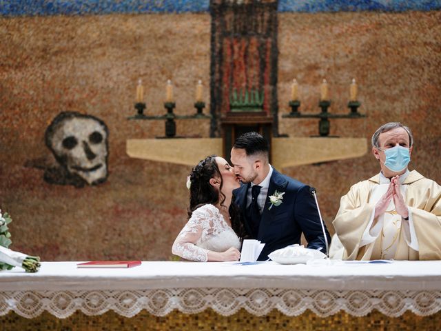 Il matrimonio di Marco e Laura a San Donato Milanese, Milano 33