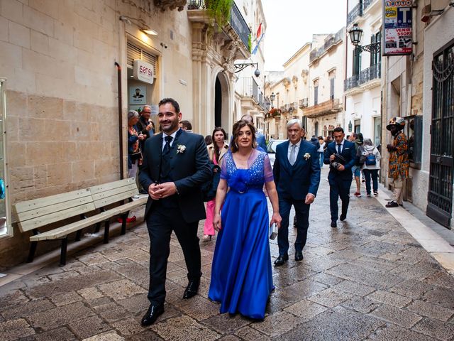 Il matrimonio di Pino e Elisa a Botrugno, Lecce 19