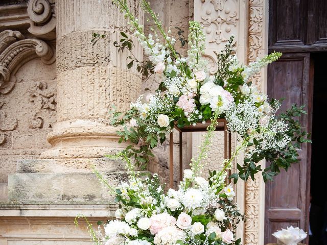 Il matrimonio di Pino e Elisa a Botrugno, Lecce 25