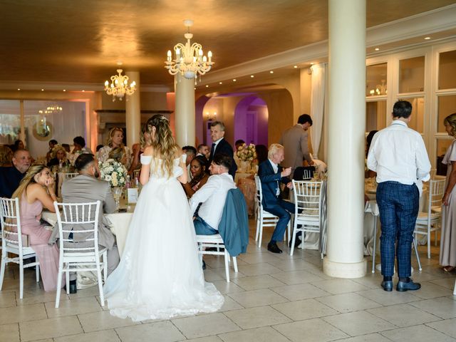 Il matrimonio di Alice e Roberto a Bassano Romano, Viterbo 9