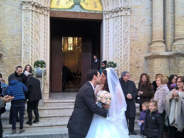 Il matrimonio di Fabrizio e Sarah a Pescara, Pescara 10