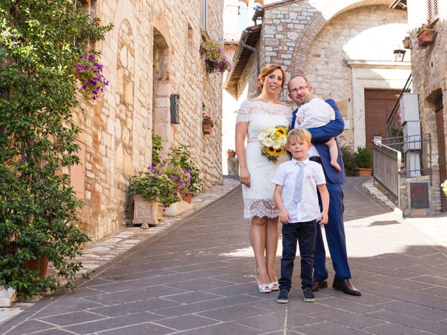Il matrimonio di Fernando e Fabiana a Corciano, Perugia 45