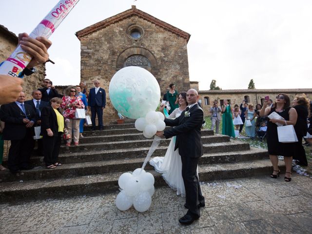 Il matrimonio di Gianni e Elisa a Cinigiano, Grosseto 14