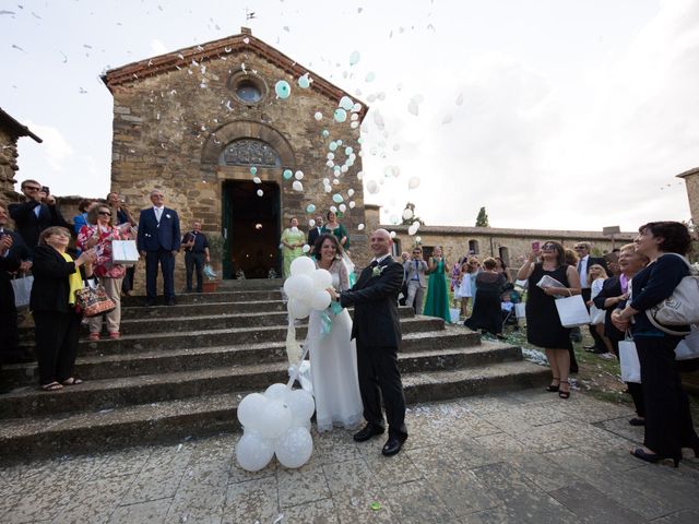 Il matrimonio di Gianni e Elisa a Cinigiano, Grosseto 15