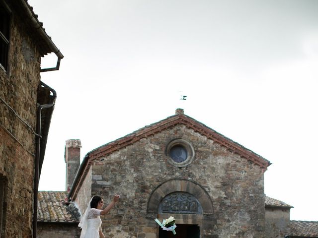 Il matrimonio di Gianni e Elisa a Cinigiano, Grosseto 22