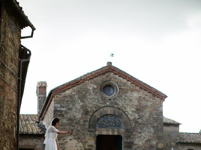 Il matrimonio di Gianni e Elisa a Cinigiano, Grosseto 25