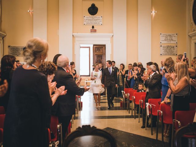 Il matrimonio di Vincenzo e Giulia a Senigallia, Ancona 16