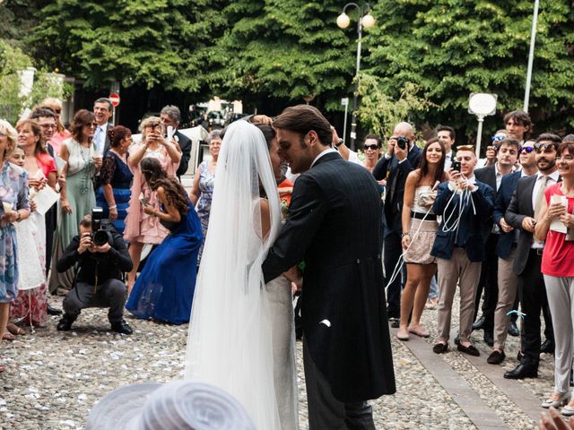 Il matrimonio di Michela e Gianluca a Inverigo, Como 16