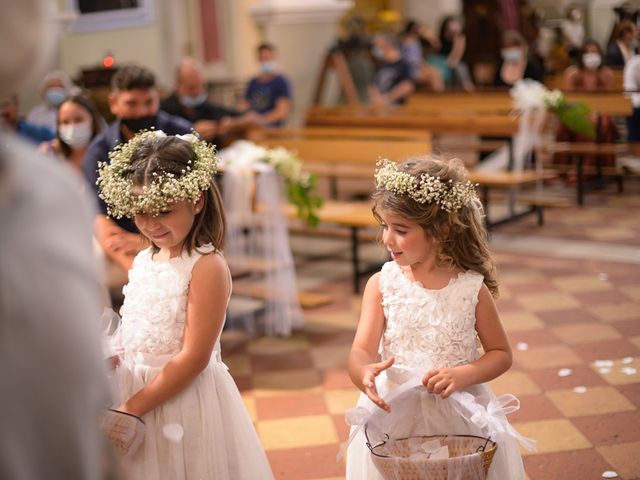 Il matrimonio di Andrea e Tania a Mondolfo, Pesaro - Urbino 27