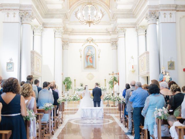 Il matrimonio di Andrea e Camilla a Castilenti, Teramo 42