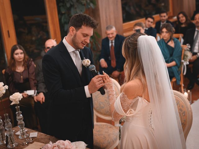 Il matrimonio di Michele e Camilla a Almenno San Bartolomeo, Bergamo 18