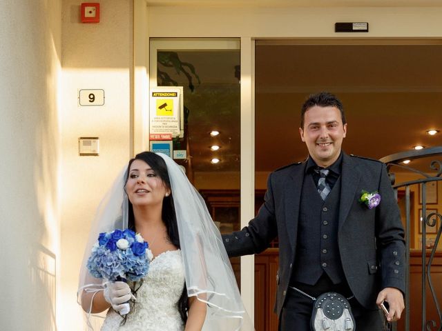 Il matrimonio di Mario e Jasmine a Reggio di Calabria, Reggio Calabria 8