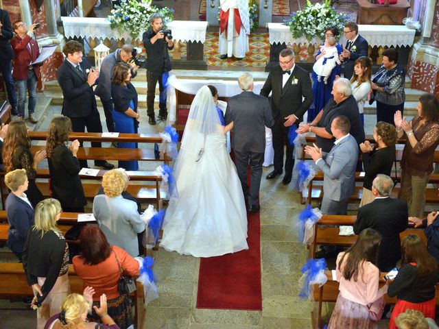 Il matrimonio di Omar e Elena a Castellamonte, Torino 25