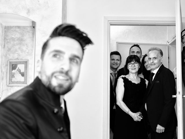 Il matrimonio di Giovanni e Laura a Cogliate, Monza e Brianza 15