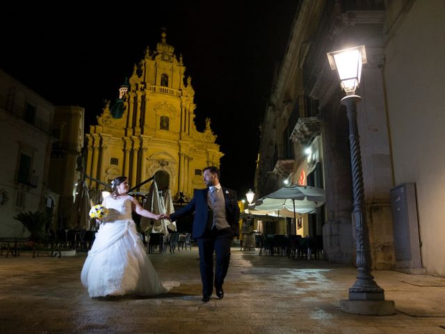 Il matrimonio di Salvatore e Ermelinda a Vittoria, Ragusa 35