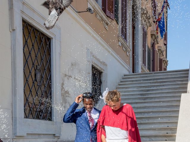 Il matrimonio di Francesca e Lacina a Livorno, Livorno 15