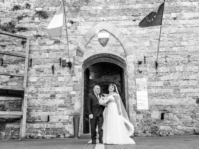 Il matrimonio di Alessia e Nicolas a Casole d&apos;Elsa, Siena 19