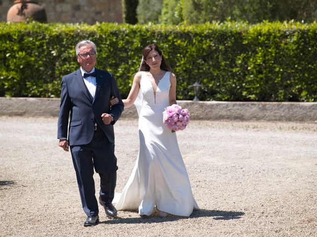 Il matrimonio di Luca e Marinella a Lajatico, Pisa 34