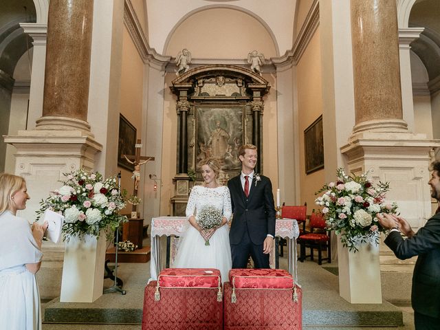 Il matrimonio di Nicolas e Matilde a Oleggio Castello, Novara 52