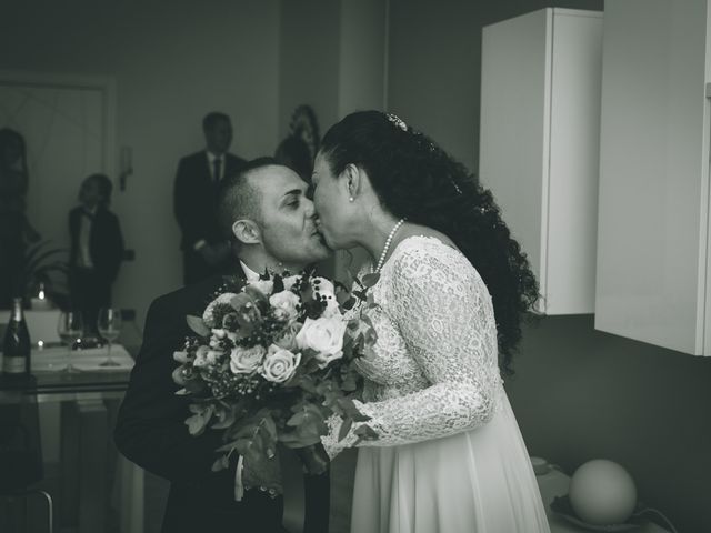 Il matrimonio di Alessandro e Catherine a Misano di Gera d&apos;Adda, Bergamo 32