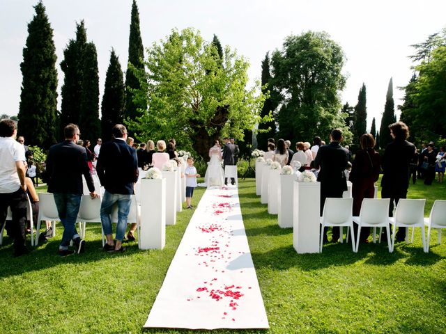 Il matrimonio di Andrea e Annunciata a Padenghe sul Garda, Brescia 16