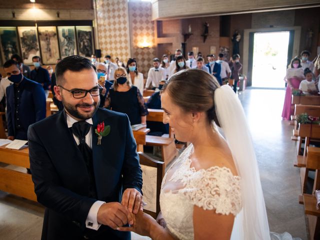 Il matrimonio di Caterina e Matteo a Castelvetro di Modena, Modena 56