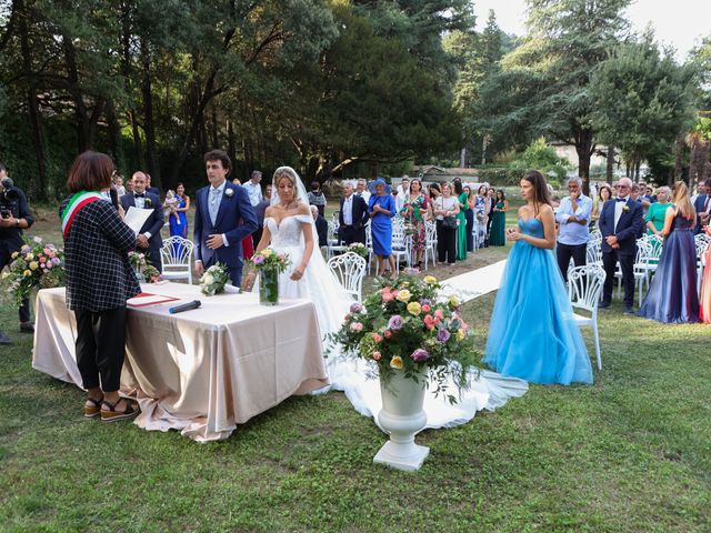 Il matrimonio di Giulia e Maurizio a Prato, Prato 16