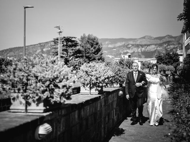 Il matrimonio di Salvatore e Cristina a Sorrento, Napoli 16