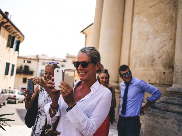 Il matrimonio di Paolo e Georgie a Sant&apos;Ambrogio di Valpolicella, Verona 12