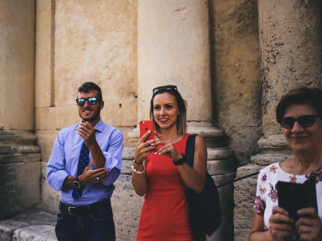 Il matrimonio di Paolo e Georgie a Sant&apos;Ambrogio di Valpolicella, Verona 13