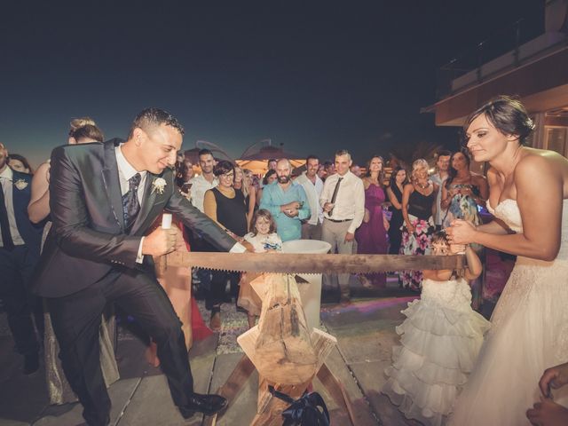 Il matrimonio di Davide e Valentina a Viareggio, Lucca 37