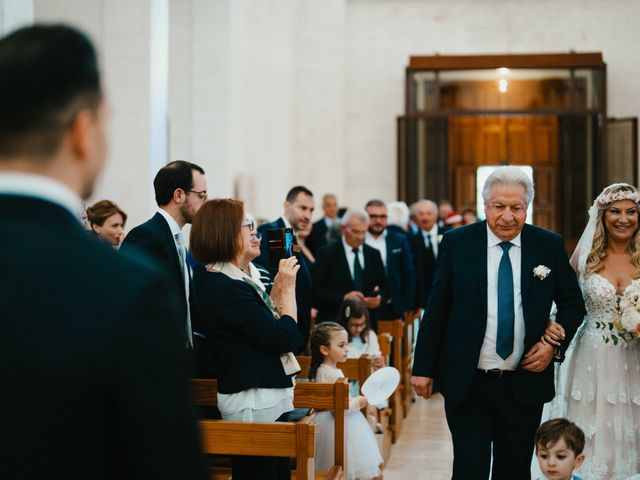 Il matrimonio di Roberto e Maria Valeria a Martina Franca, Taranto 24