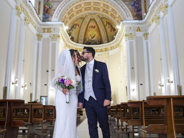 Il matrimonio di Luisa e Raffaele a Pomigliano d&apos;Arco, Napoli 32