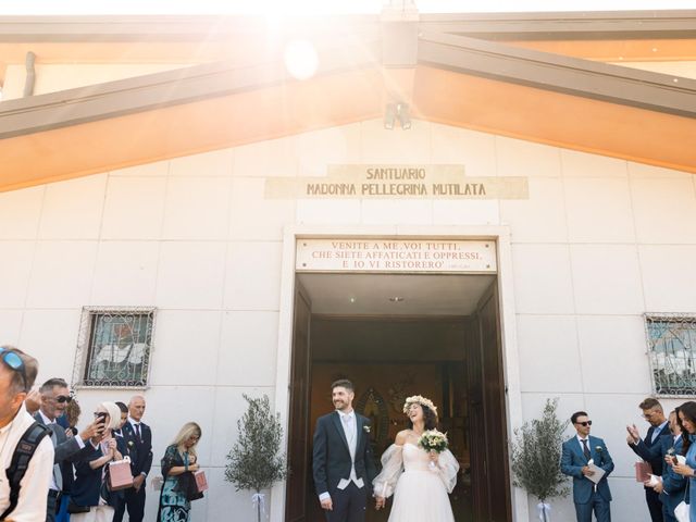 Il matrimonio di Lorenzo e Alice a Cogliate, Monza e Brianza 17