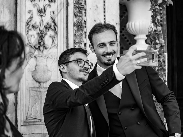 Il matrimonio di Ilaria e Ugo a Napoli, Napoli 30