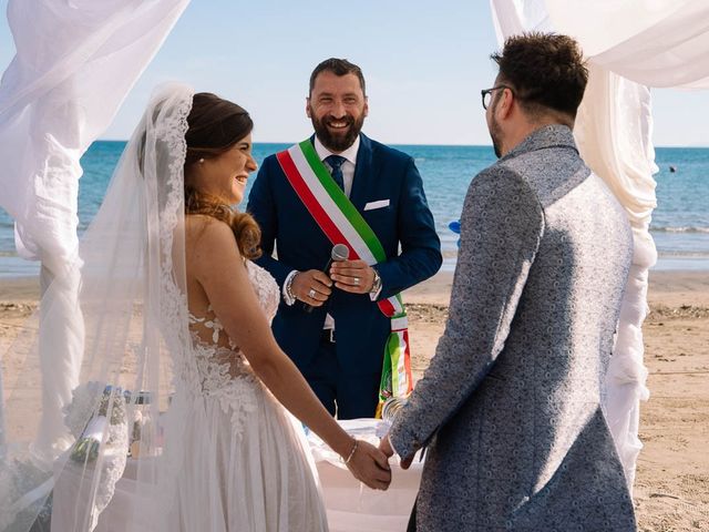 Il matrimonio di Devid e Giulia a Follonica, Grosseto 18