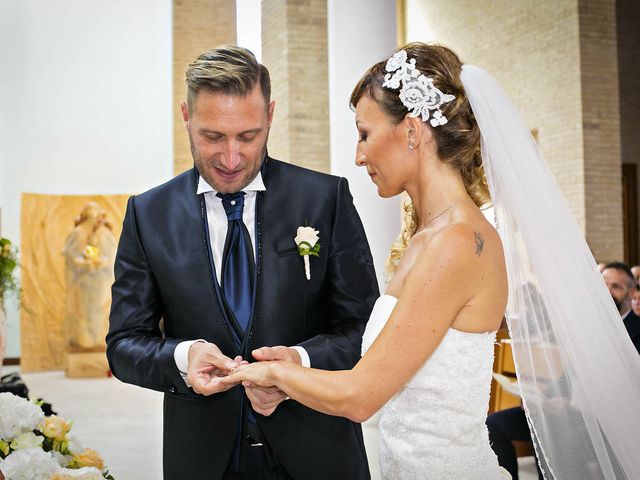 Il matrimonio di Daniele e Silvia a Grottammare, Ascoli Piceno 27