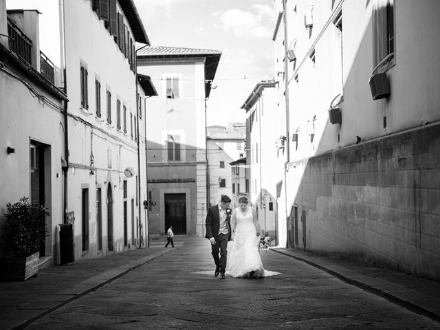 Il matrimonio di Giulio e Noemi a Carmignano, Prato 13