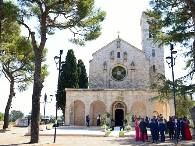 Il matrimonio di Gioacchino e Elisabeth a Monopoli, Bari 13