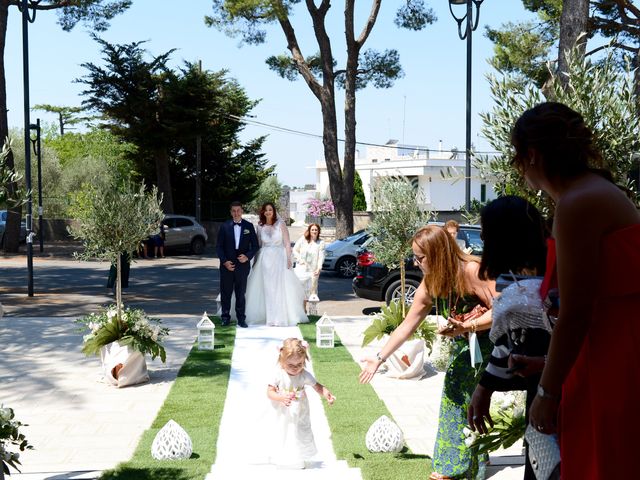 Il matrimonio di Gioacchino e Elisabeth a Monopoli, Bari 14